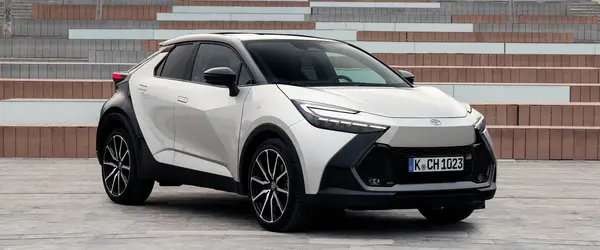 Toyota C-HR Besitzerhandbücher und Benutzeranleitungen